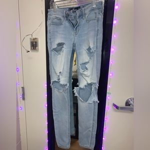 Hollister girls/ women’s ripped jeans